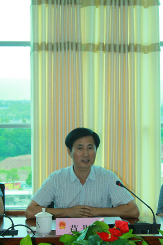 县人大常委会主任莫北平讲话_副本.jpg